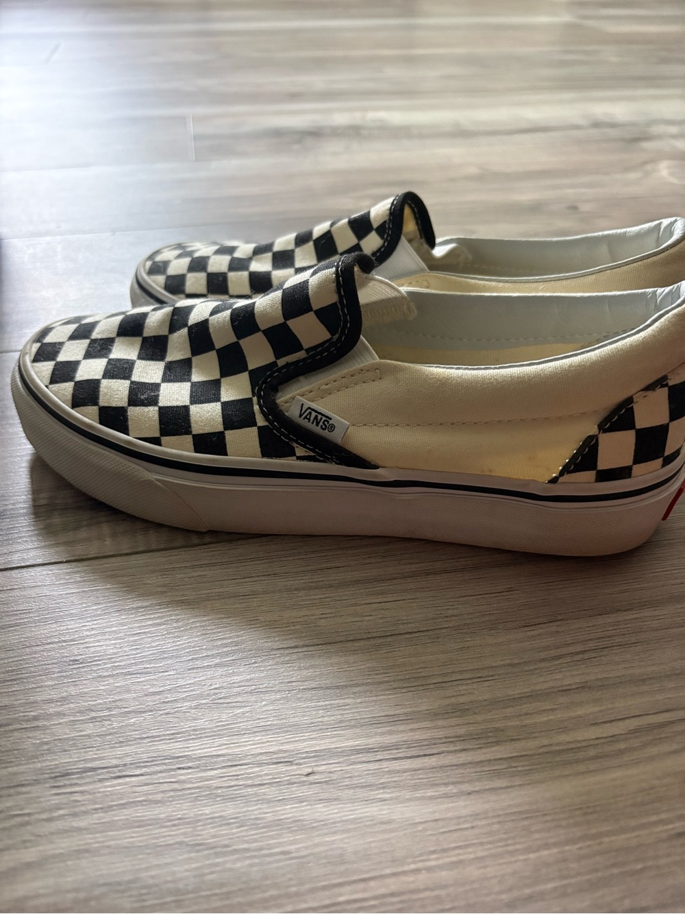 Checkered Vans (Womens) - Picture 4 of 4